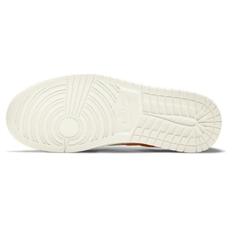 Jordan 1 Centre Court Bianco Oro Universitario Jordan DJ2756-102