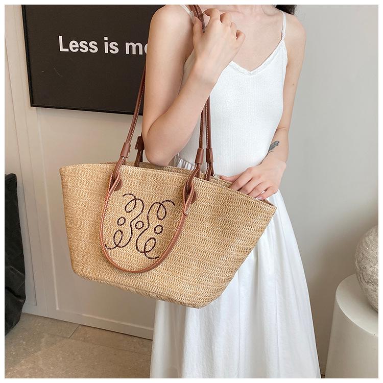 2024 Summer Women's Large Woven Straw Tote Bag for Beach and Vacation