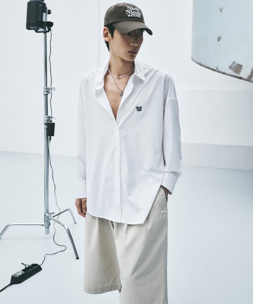 Nigaennikol Wide Two-Tuck Bermuda Pants_Beige