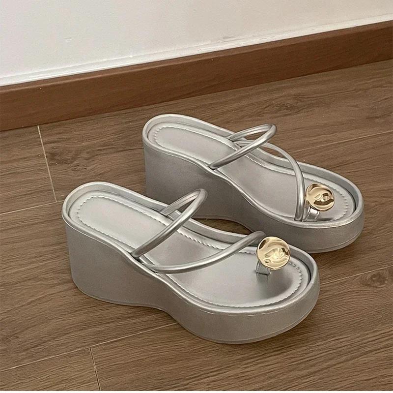 Fashion 2025 Summer Chunky Women Clip Toe Slipper Fashion Elegant Platform Wedges Heel Slides Ladies Gladiator Beach Sandalias Flip Flop