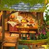 DIY Miniaturhaus Waldabenteuer Set Tiny House Modell mit Puppenhaus & Bücherregal Kreatives Geburtstagsgeschenk für Freunde & Erwachsene