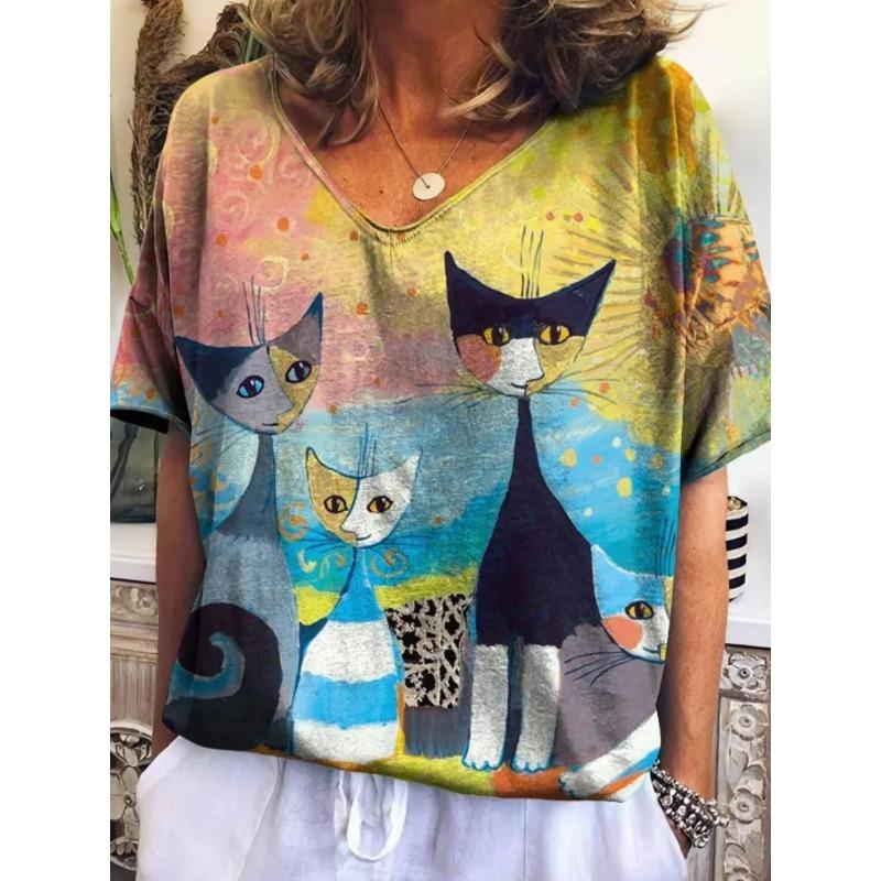 Women's V-neck Short-sleeved T-shirt with Cute Kitten Print