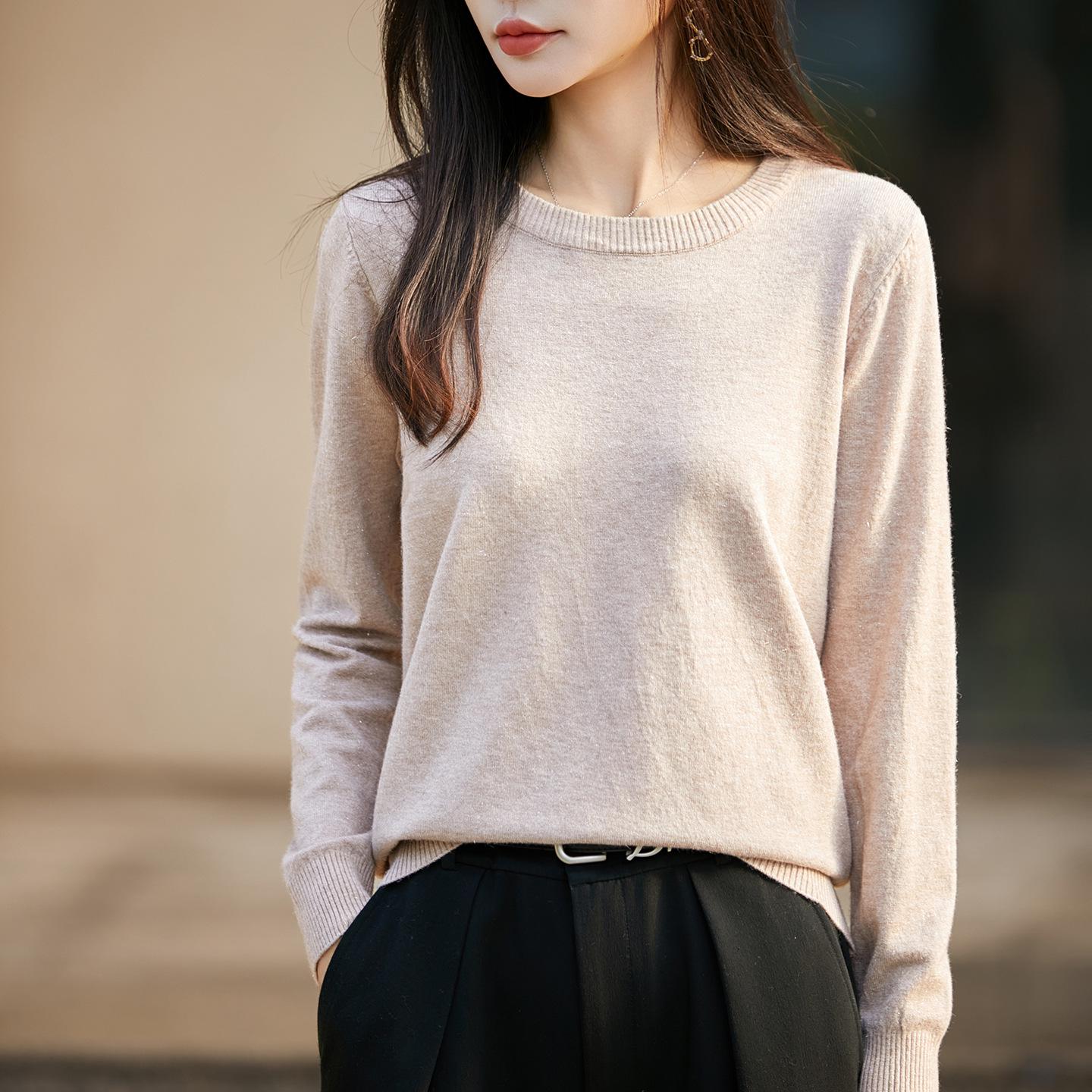 

Women s 2025 Lurex Knit Round-Neck Sweater with Long Sleeves M