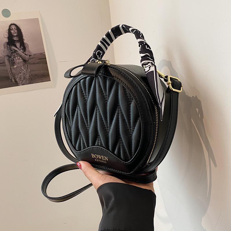 Französische Nischen-High-End-Handtasche für Damen, neue Herbst-/Wintermode, vielseitige kleine runde Tasche, beliebte Umhängetasche