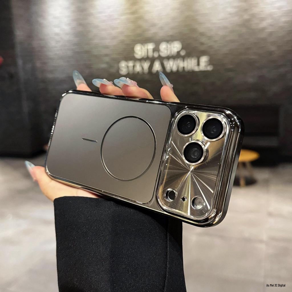 iPhone 17 Pro Max Electroplated Frosted Magnetic Lens Protective Case