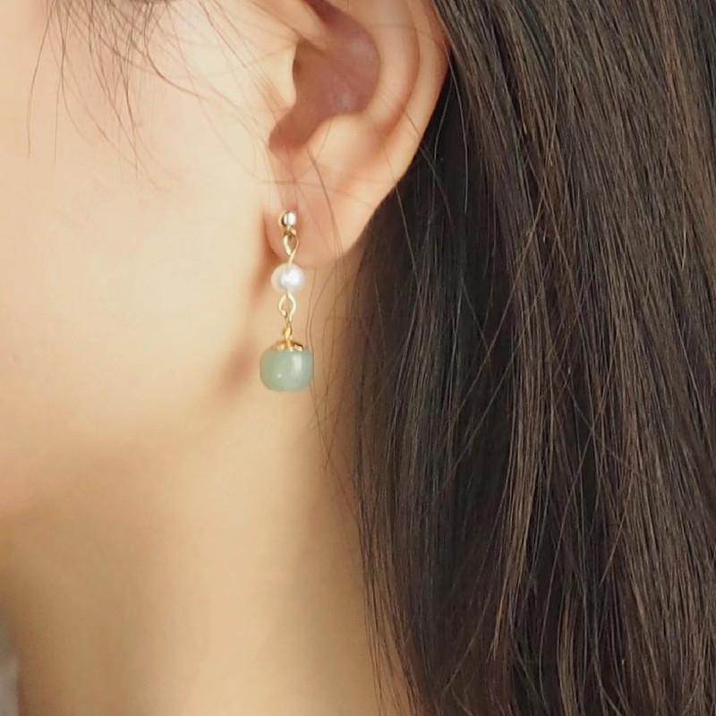Hetian Green Jade Pearl Earrings14K Gold-plated Earrings with Hetian Jade7*8mm Classic Minimalist Elegant Earrings