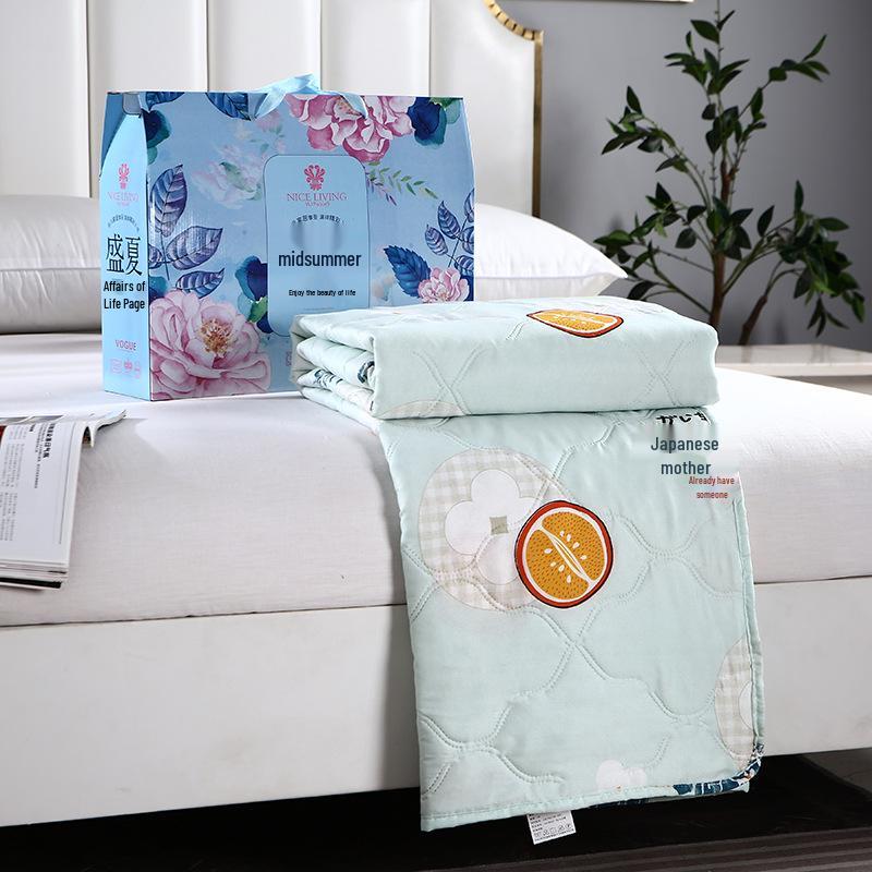 Summer Cool Gift Quilt Set: Washable Cotton Comforter & Thin Quilt