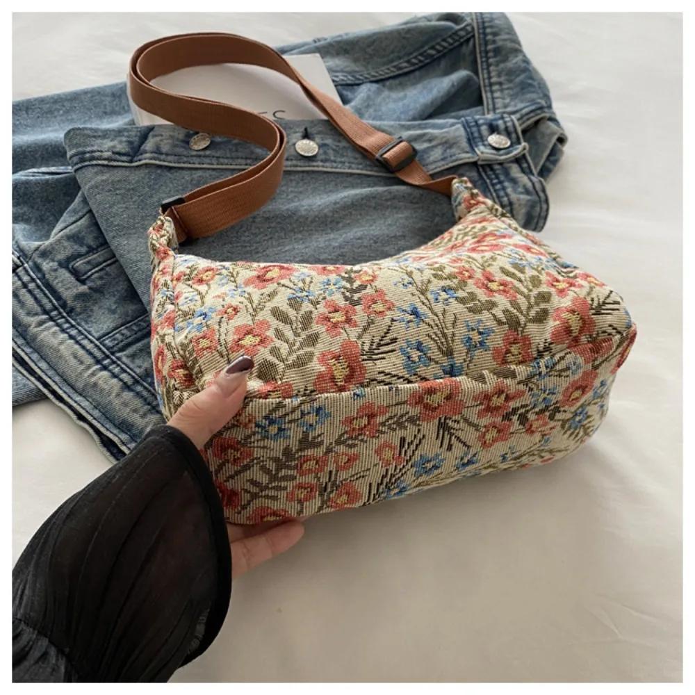 Vintage Half Moon Shape Women Lady Messenger Bag Versatile Literary Prints Cloth Texture Temperament Crossbody Shoulder Bag