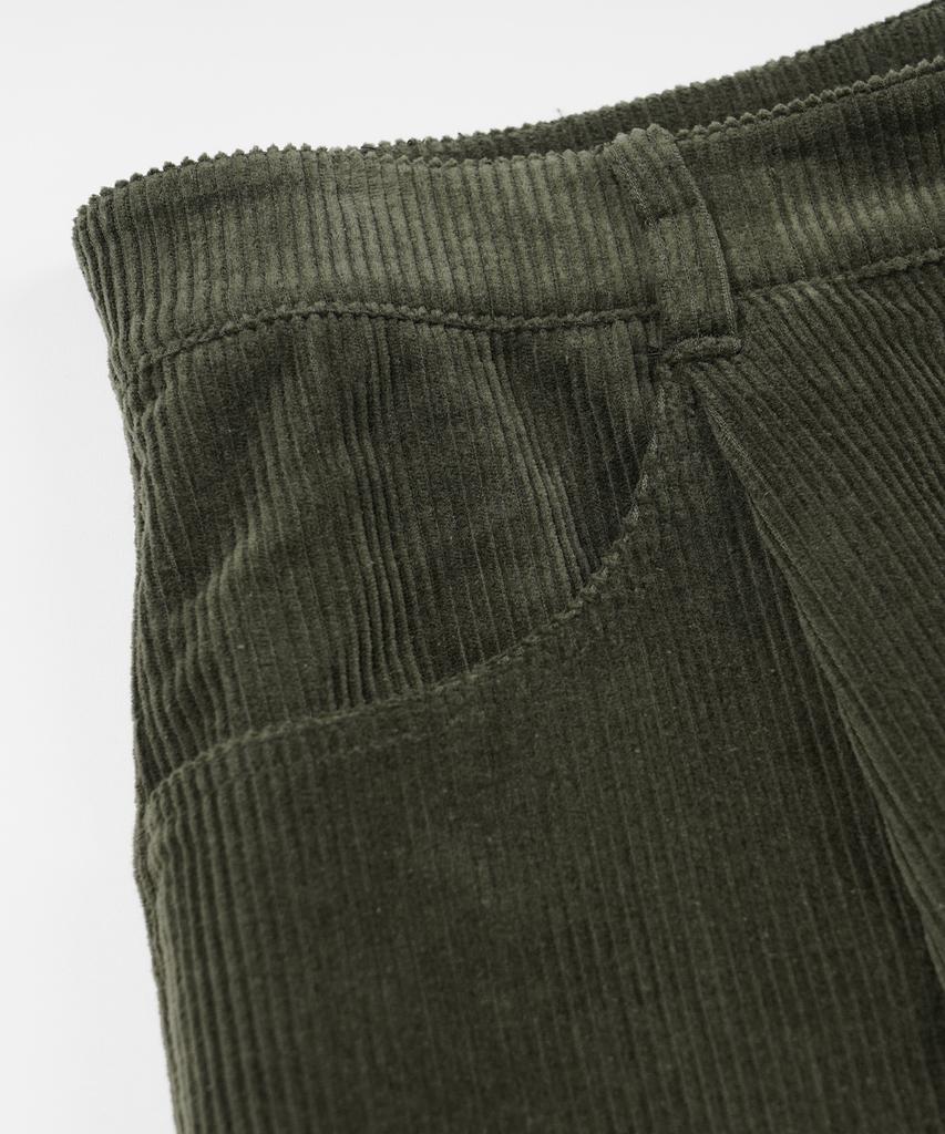 FRIZMWORKS Corduroy Wide One Tuck Pants _ Olive