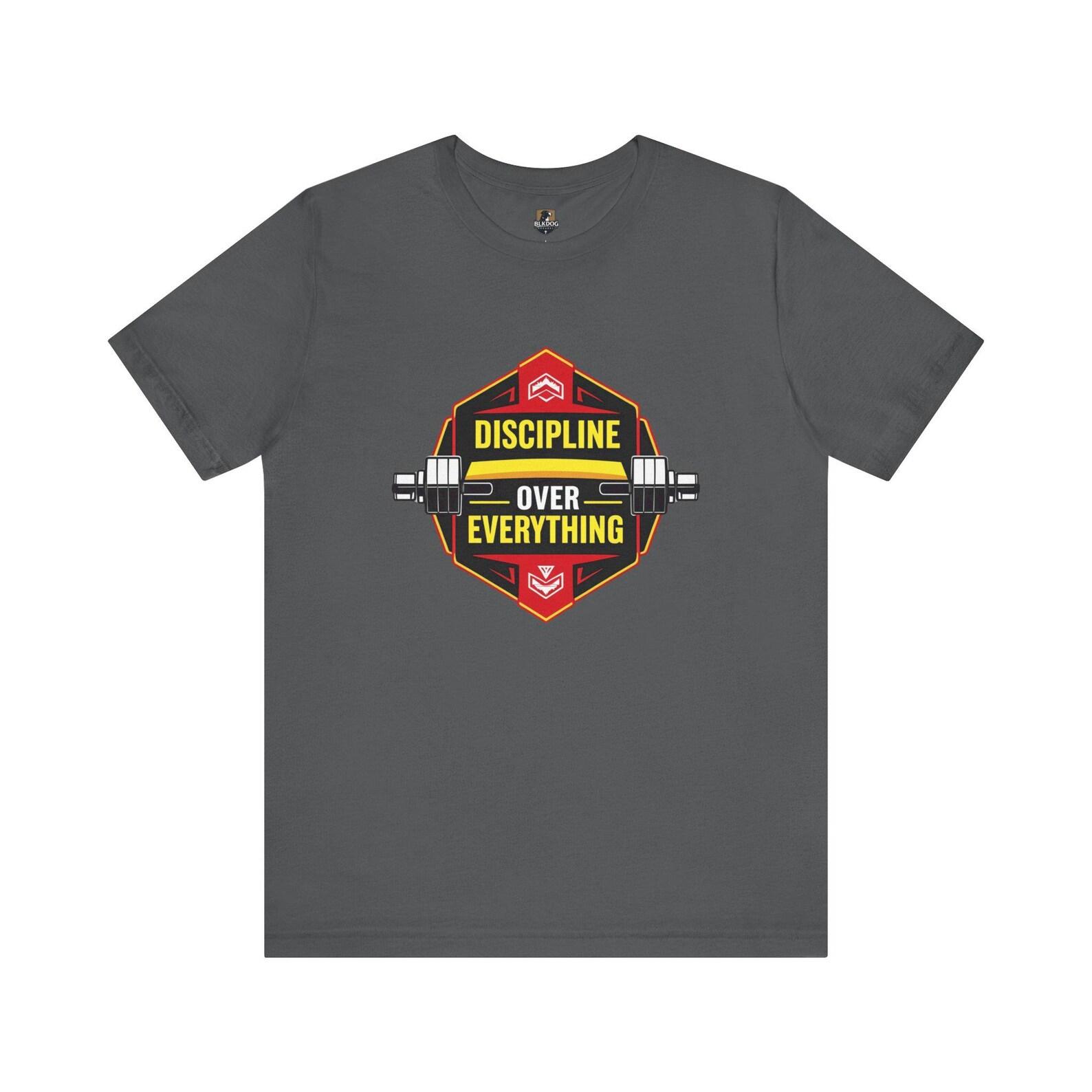 Discipline Over Everything Tee, Motivational Fitness T-Shirt, Gym Wear, Inspirational WorkouT-Shirt, Unisex Casual Style, Gift for [...] 3XL