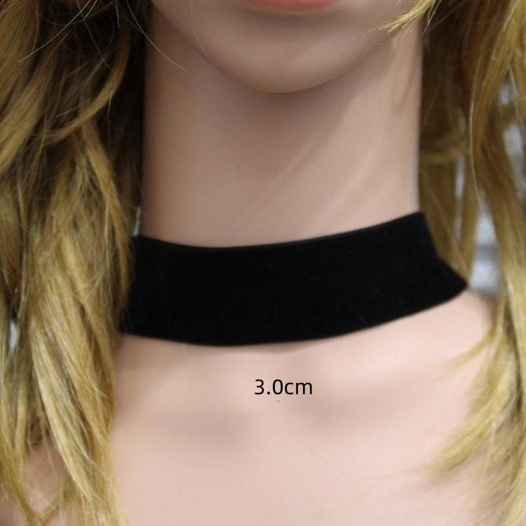 Lolita Camellia Choker Necklace for Women - Dark Clavicle Chain, Maid Style Neckband Collar