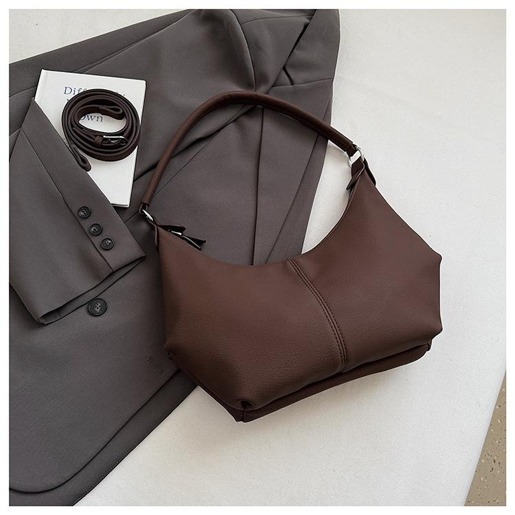 Large capacity dumpling bag women's Korean version retro fashion shoulder bag 2025 autumn and winter niche high-end versatile armpit bag