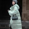 Damen Kapuzen-Daunenjacke mittlerer Länge 2025 - Winter Badge Puffer, Kältefest, Überknie, Hellgrüner dicker Mantel