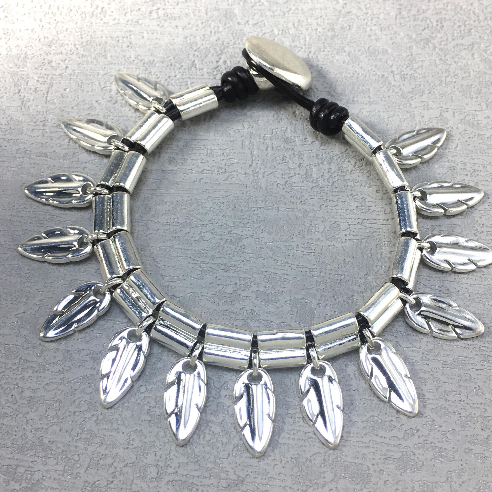 2024 UNOde50 Leaf Design Bracelet: Romantic, Creative, High-Quality Women s Jewelry Gift from Spain