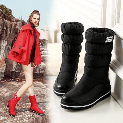Grandes Tailles Hiver Mi-mollet Bottes de Neige Femmes Chaudes Peluche Bleu Rouge Extérieur Dame Imperméable Compensée Plateforme Élastique Enfiler Demi-bottes
