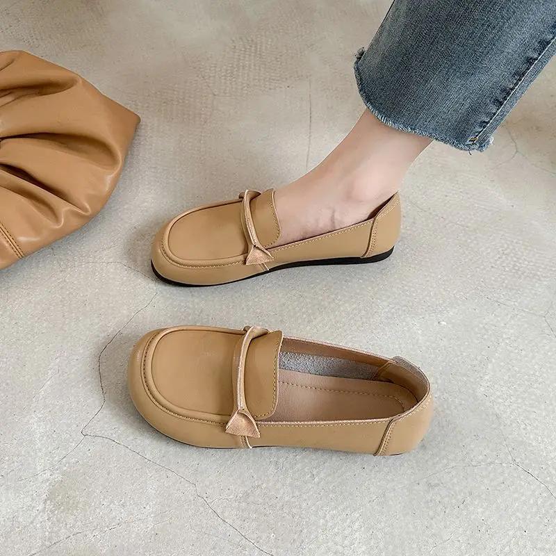 Shoes for Women Slip-on Loafers Woman Flats White Premium Harajuku Summer 2025 Vintage Modest Cheap A Line Clothing Sales Y2k