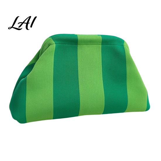 Portable Toiletry Bag Woven Striped Clutch Purse for Woman Large Capacity Cosmetic Pouch Knit Dumpling Bag Kiss Lock Handbag Evening Party Storage