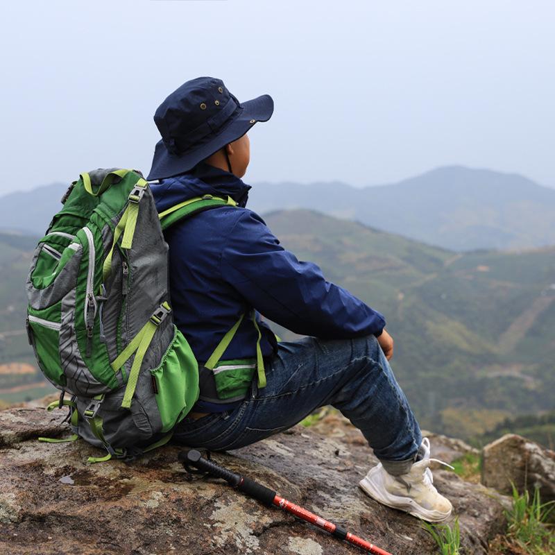Outdoor Aluminum Trekking Pole/Walking Stick: Straight, T-Grip, Curved, Telescopic Options for Hiking and Skiing.