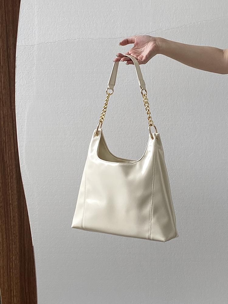 Casual Luxury Female Chain Shoulder Bag Simple Retro Women s Crossbody Bags Commuter Solid Color Ladies Large Capacity Handbags бежевый 2690₽