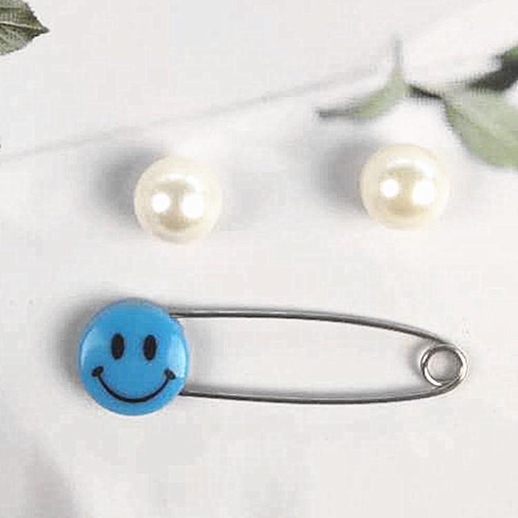 Smiling Face Baby Safety Pins, Plastic, Medium (40mm) & Large (55mm)
