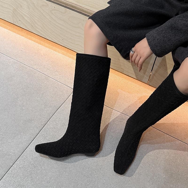 2CM Korean Version Fashion Woven Tall Boots 2025 Autumn and Winter New Square Head Flat Bottom Sleeve Loose Knight Boots