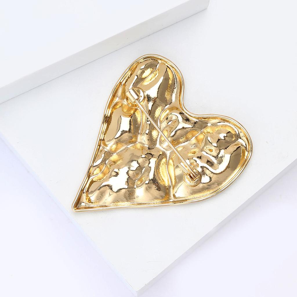Heart Badges for Women Love Party Office Brooch Pins Gifts