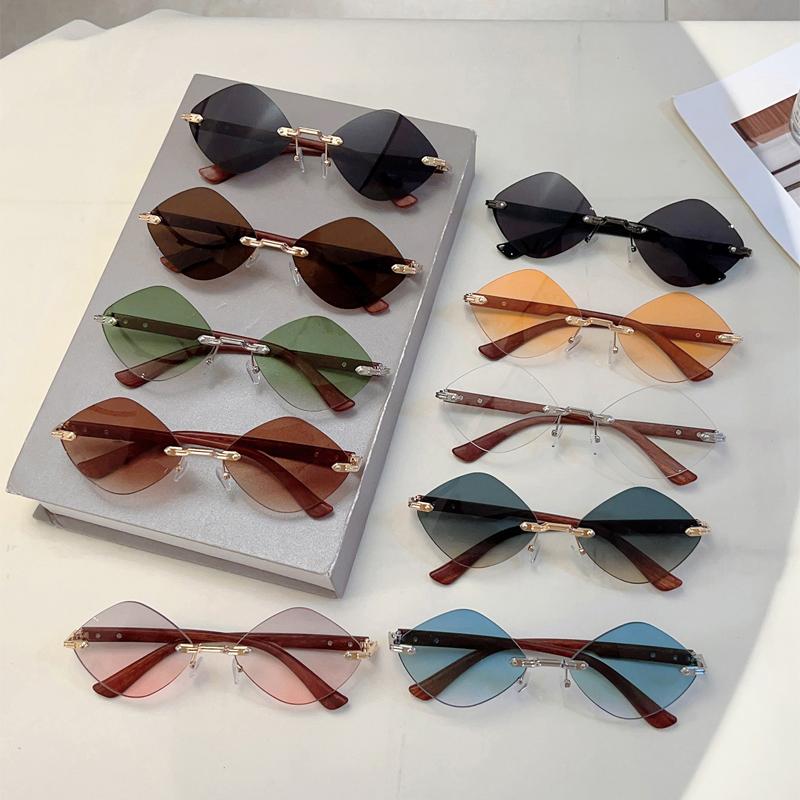 Rimless Rhombic Sunglasses Men Fashion Vintage Gradient Casual Shades Women Trendy Brand Design Outdoor Decor Sun Glasses