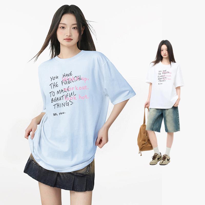 Trendy Women's Loose-Fit Cotton Short-Sleeve T-Shirt with Chic Print Design