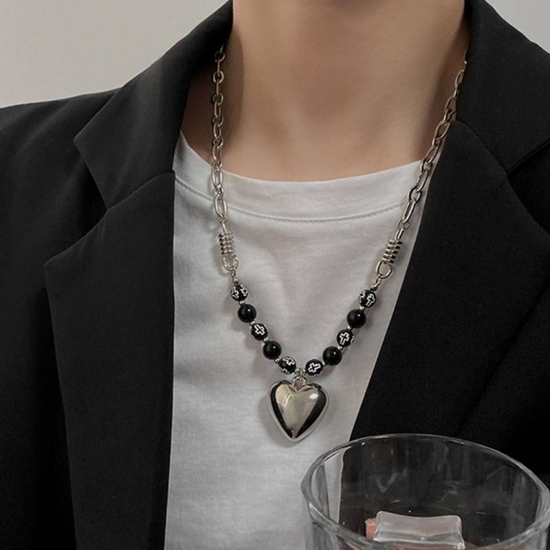 Fashion Sweet Cool Heart Pendant Necklace Choker Neck Chain Elegant Clavicle Chain Handmade Beaded Necklace Y2K Jewelry