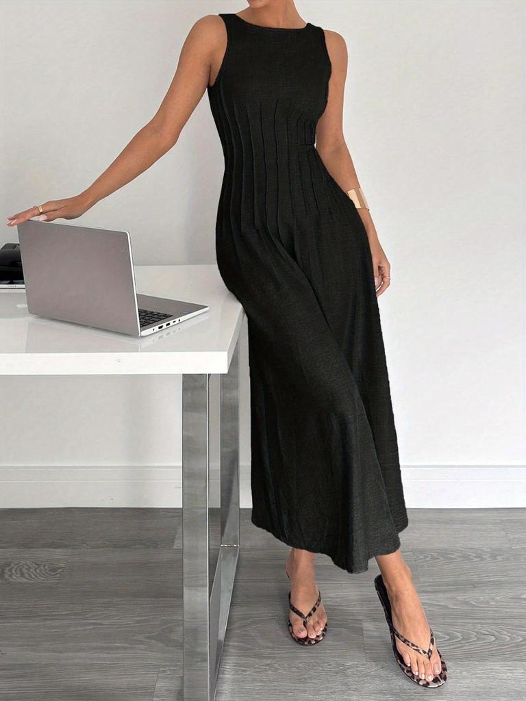 2026 Elegant Waist-Cinched A-Line Sleeveless Long Dress with V-Back In Solid Color