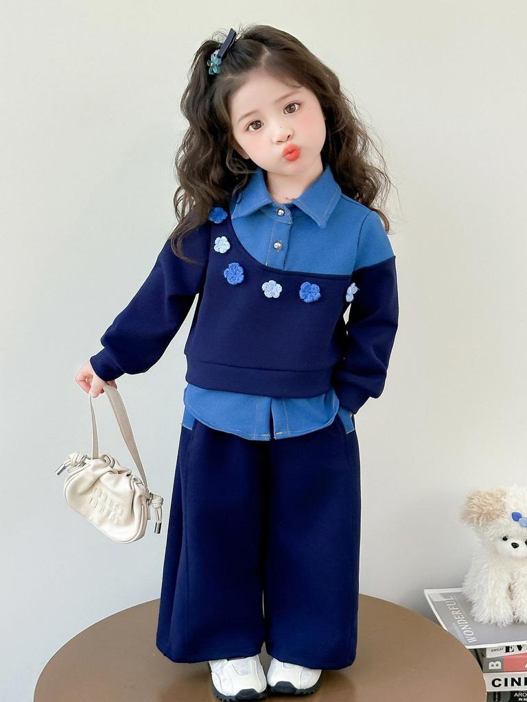 Zweiteiliges Denim-Set für Mädchen mit floralem Patchwork - Mode Frühling/Herbst 2025