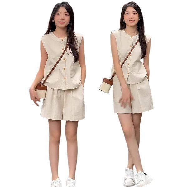 Women's 2026 Summer Sleeveless Vest Suit: Chic, Slimming, Fashionable Two-Piece Set