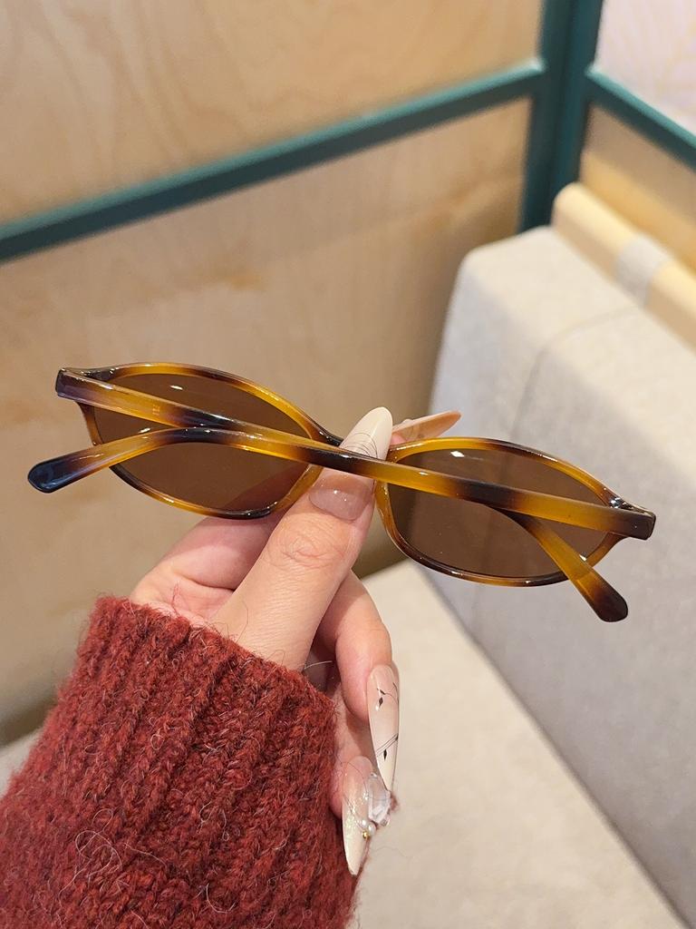 1Pc Women's Oval Small Frame Gradient Glasses Fashion Accessories for Any Face Shape Party Daily Wear