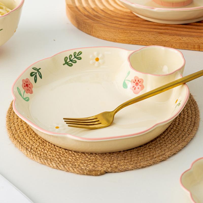 Creative Ceramic Plate Cute Floral Shape Double-Grid Food Container Sauce Condiment Dumpling Breakfast Snacks Plates
