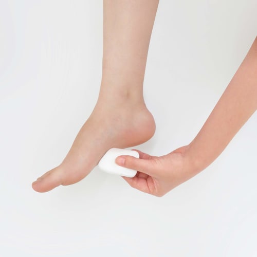 Towa Sangyo Pumice Stone, Lilacare Pumice Stone Twins, 2 Pieces, White, Approx. 6 X 4 X 1.9 Cm