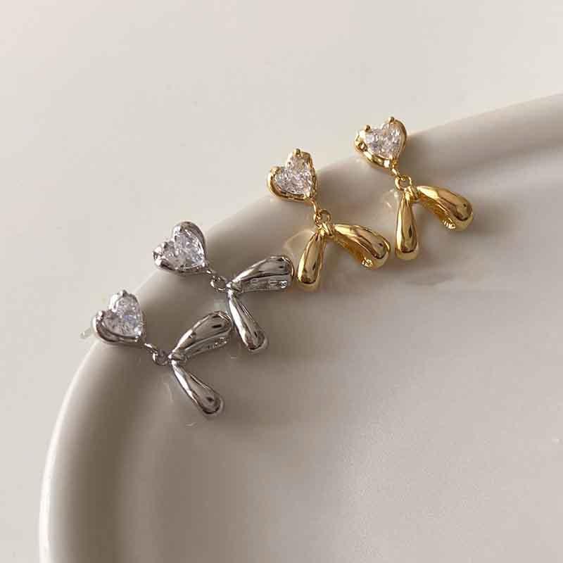 

Серьги из циркона