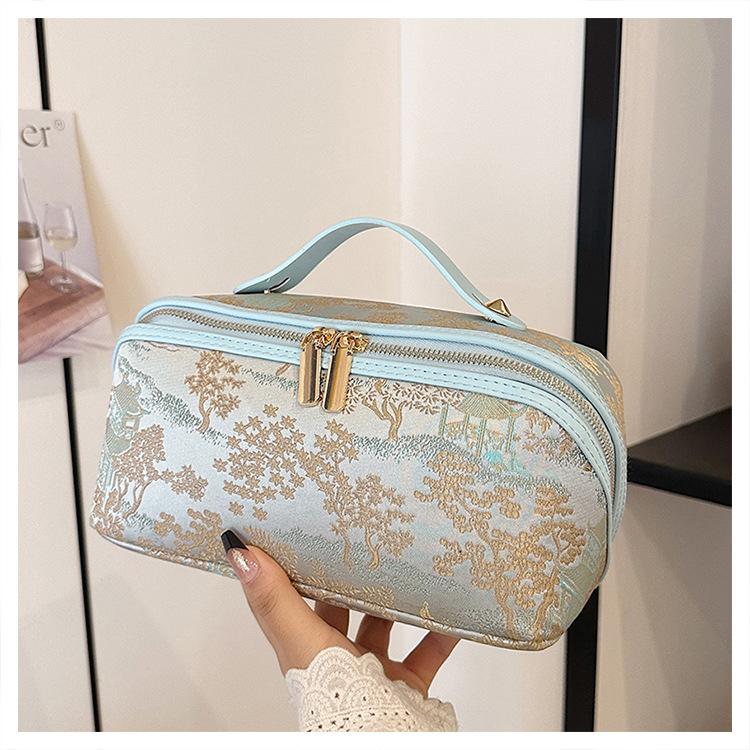 Elegant Vintage Embroidered Makeup Bag Large Capacity Portable and Perfect for Storing Cosmetics and Toiletries Ideal for Travel