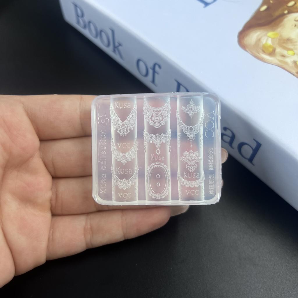 3D Butterfly Flower Silicone Nail Mold Sweet Bow Bead Chain Transparent Nails Templates DIY Nail Art Decor Manicure Design Tools