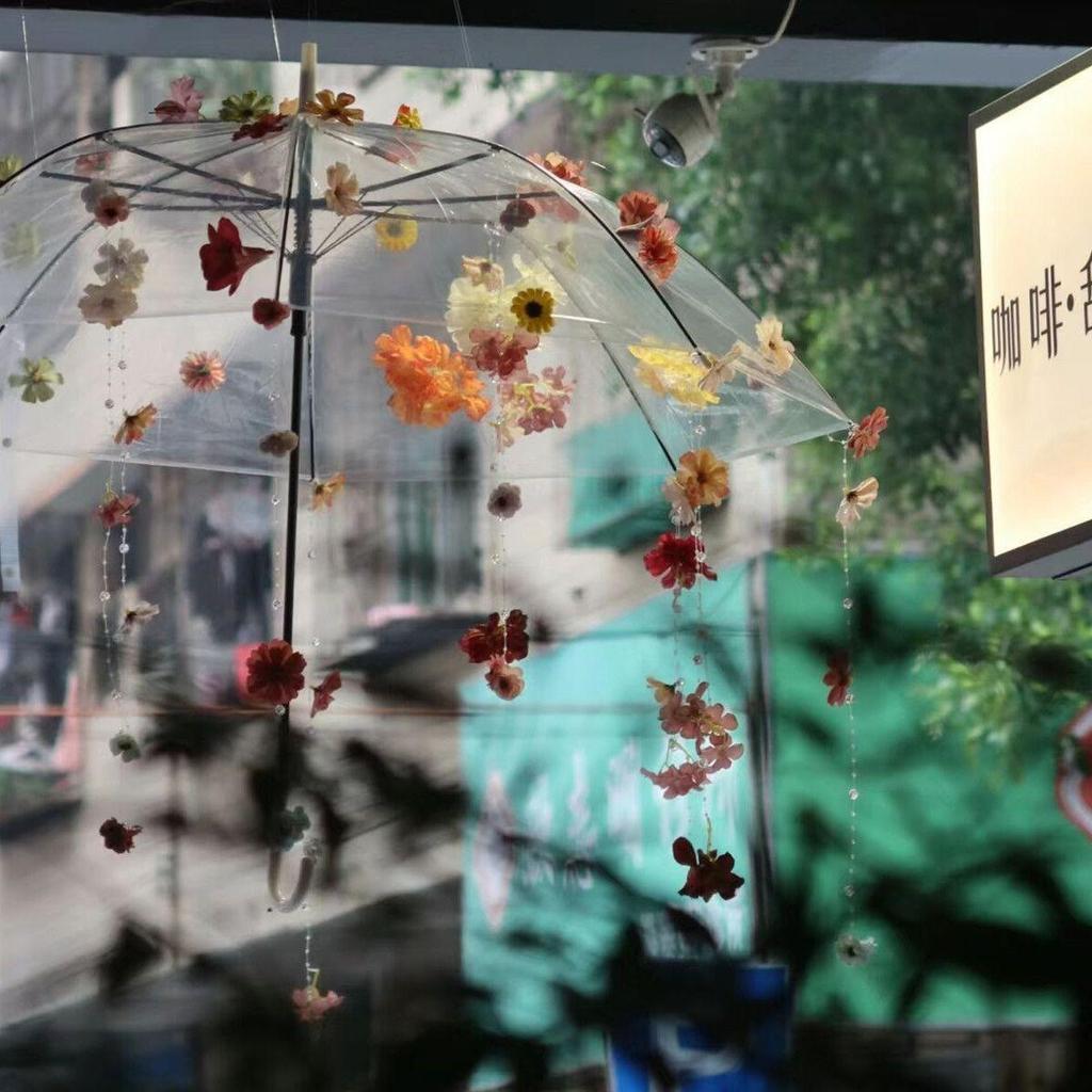 Çocuklar ve Yetişkinler İçin Orijinal Bahar Çiçekli Şemsiye - Hanfu Fotoğrafçılığı ve Podyumlar İçin İdeal.