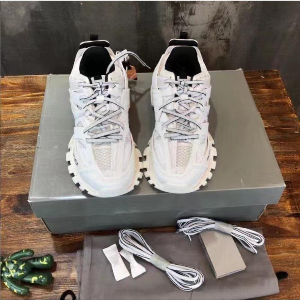 Three generations of retro Paris Track shoes men and women couple shoes dad shoes Korea