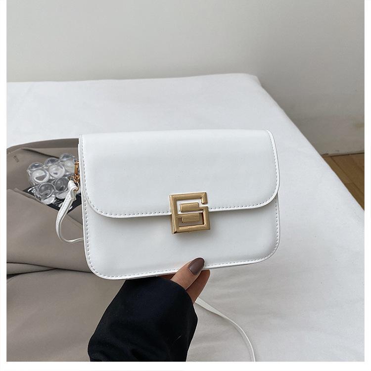 Foreign style retro armpit bag 2025 new autumn small square bag high-end niche chain single shoulder crossbody tofu bag