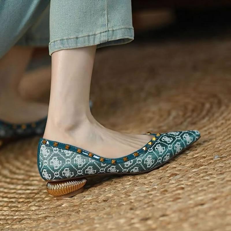

Best Etro Women Shoes 2024 Spring New Pointed Rivet Single Shoes French Personality Heel Women s Shoes Comfortable Casual Shoe 34 синій