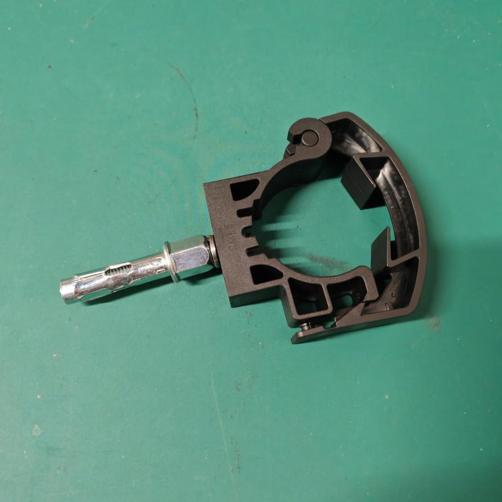13/8 Leaky Cable Clamp, 304 Stainless Steel, Wall-Mounted Feeder, Ordinary Type