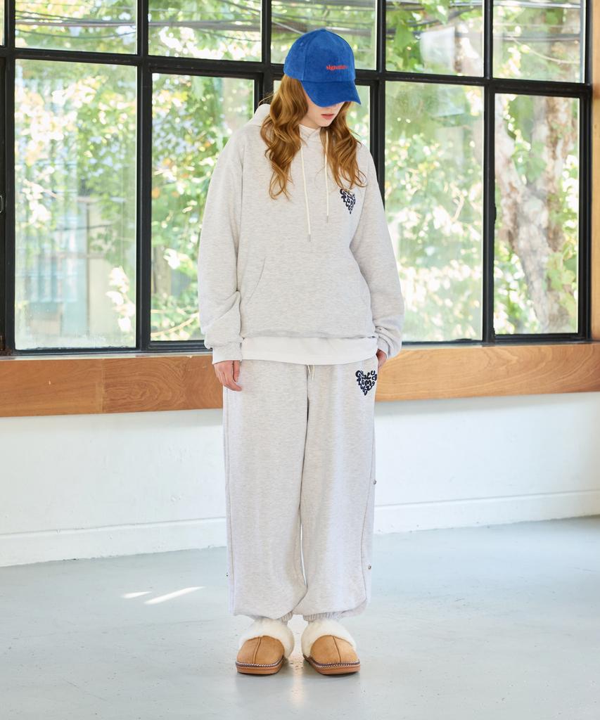 Alikim Goodluck Heart Snap Off Sweat Pants / White-Melange