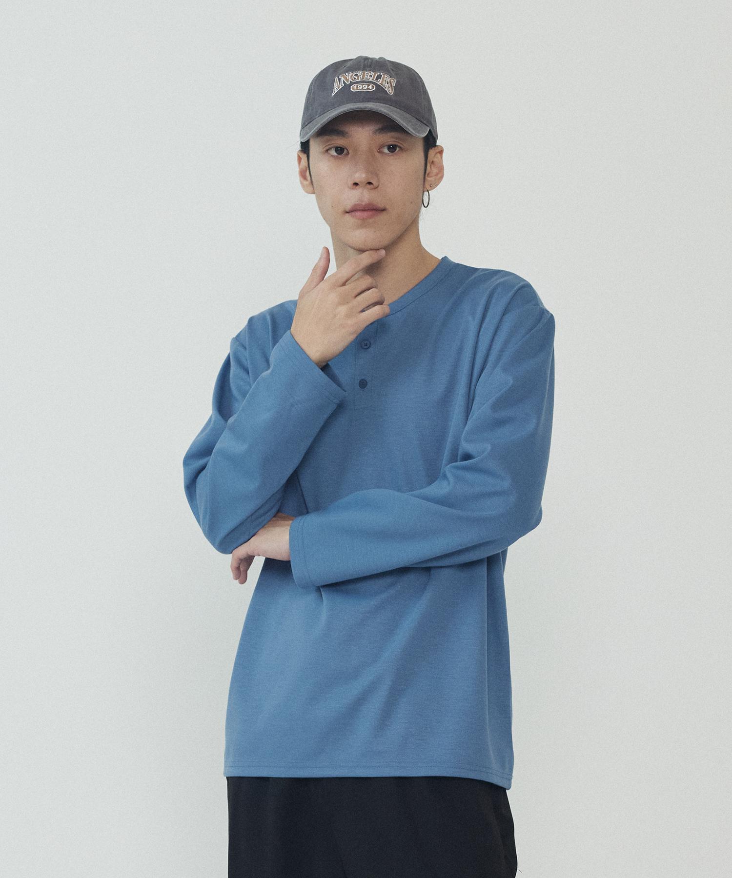 Analog Mood Two-Button Henley Neck Plain Long Sleeve T-Shirt (Blue) M