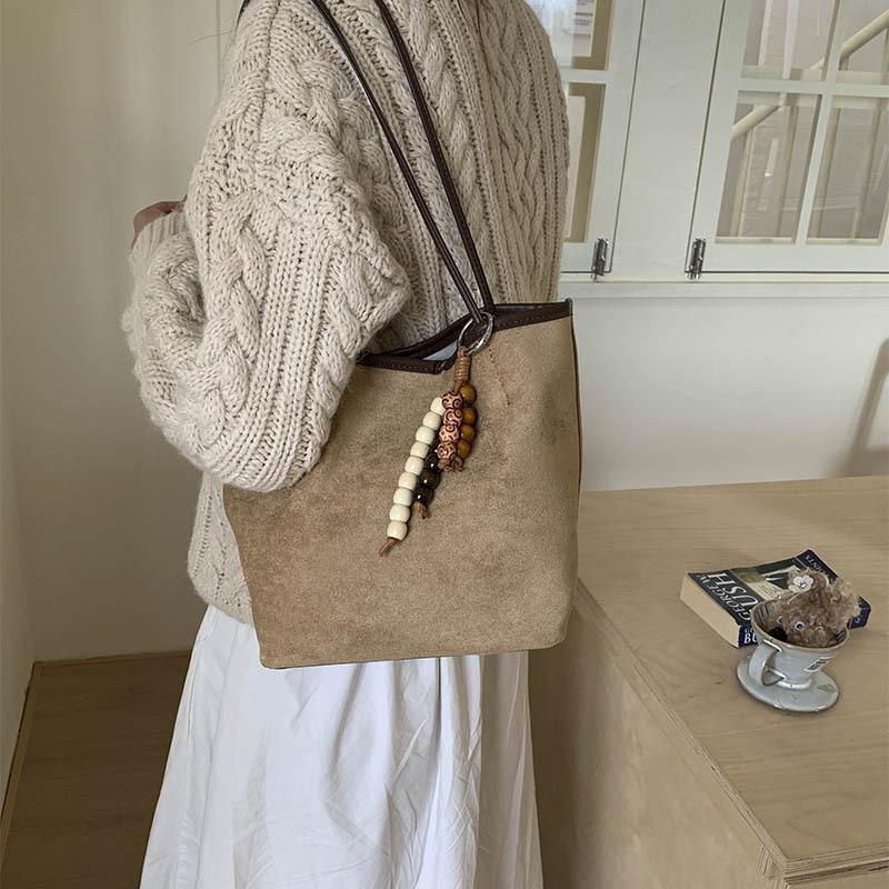 Suede Bag Women's Large Capacity 2025 New Autumn and Winter Versatile Casual Shoulder Bag Matte Retro Commuter Tote Bag