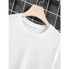 Taglie Europee T-Shirt Nera Audace con Grafica di un Merlo Colorato con Occhiali Arancioni e Cappellino Regalo Stiloso