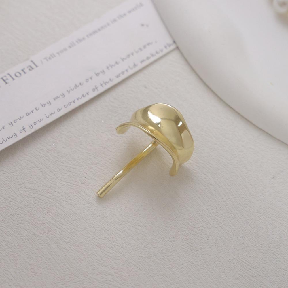 Chic Metal Smooth Hair Claw Clips Simple Geometric Hairpin Low Ponytail Hair Claws Women Girls Hair Stickers Hook-off Accessorie