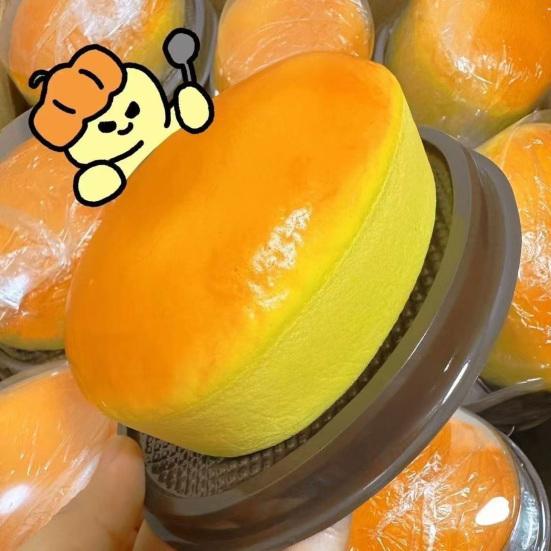 Squeeze Toy Soft Slow Rebound Stress Relief Toy Simulated Cheesecake Design Decompression Toy for Office Students Party