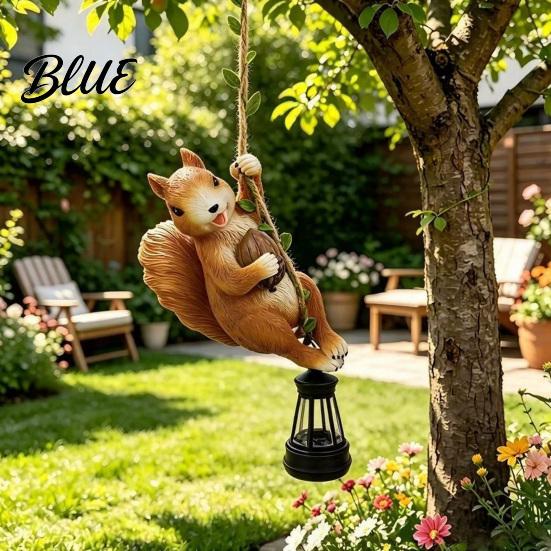 Novelty Yard Art for Trees Climbing Animal Solar Light Resin Statue with Lantern Unique Decor Garden Lovers Hanging Light Outdoor Tree Decoration